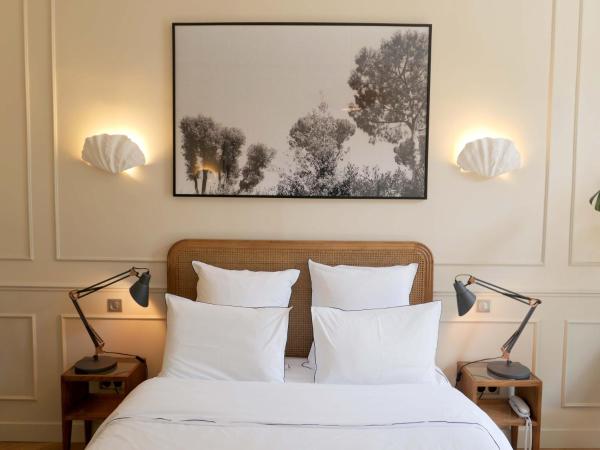 Hôtel Bristol Pau : photo 3 de la chambre chambre deluxe