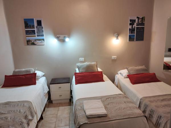 Camino Real Hotel : photo 1 de la chambre chambre triple