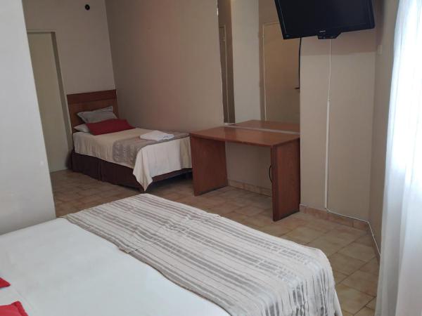 Camino Real Hotel : photo 8 de la chambre chambre triple