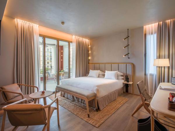 Only YOU Hotel Málaga : photo 1 de la chambre chambre premium avec terrasse