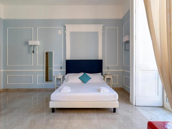 Napolit'amo Hotel Principe : photo 4 de la chambre chambre double ou lits jumeaux deluxe avec balcon
