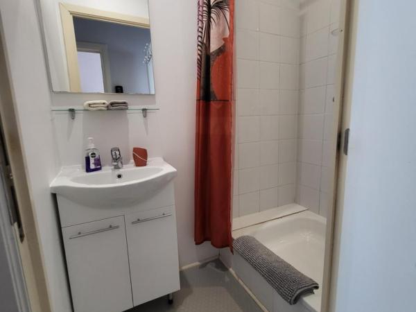 Studios idéalement situés - EU : photo 8 de la chambre studio