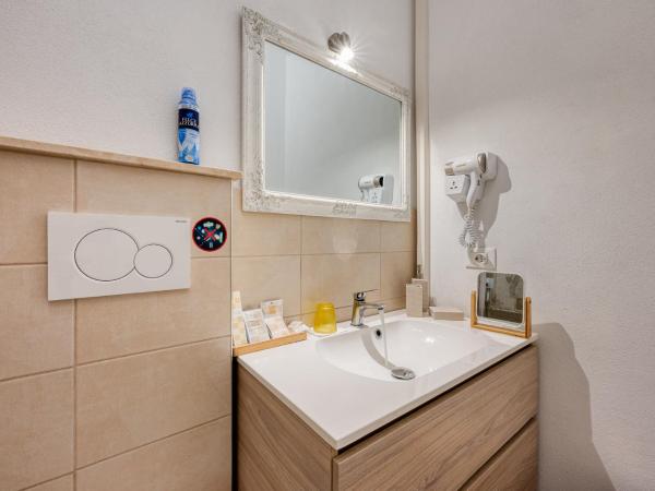 Your House Rooms : photo 8 de la chambre chambre double avec salle de bains privative
