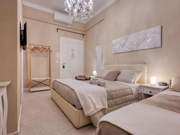 Your House Rooms : photo 2 de la chambre chambre double avec salle de bains privative