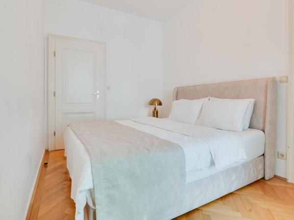 Atik Hotel Vienna : photo 5 de la chambre suite avec balcon