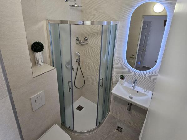 Pansion Komfor Moča : photo 5 de la chambre chambre double avec balcon