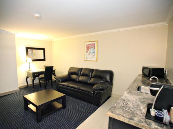 Montecassino Hotel & Suites : photo 3 de la chambre suite lit queen-size exécutive