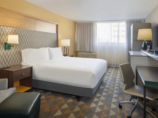 Holiday Inn & Suites Orlando SW - Celebration Area, an IHG Hotel : photo 2 de la chambre chambre lit king-size - accessible aux personnes à mobilité réduite / adapté aux malentendants