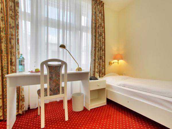 Hotel Bellmoor im Dammtorpalais : photo 6 de la chambre chambre simple