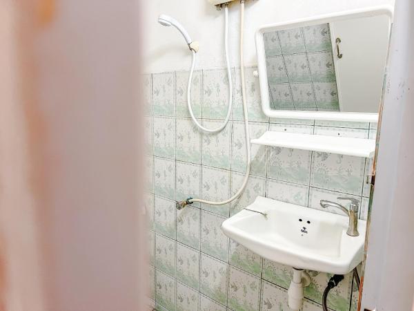 Lux Guesthouse : photo 6 de la chambre chambre triple