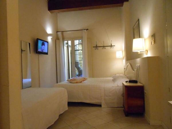 Hotel Atlantic : photo 7 de la chambre chambre triple