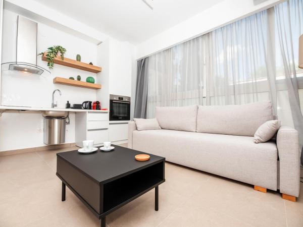 LASARI comfort living : photo 1 de la chambre studio - accessible aux personnes à mobilité réduite 