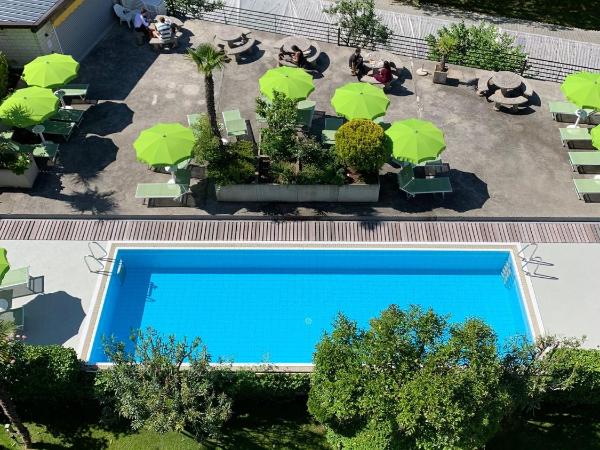 Hotel Nessi Locarno : photo 3 de la chambre chambre double confort avec balcon