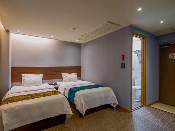 Namsan Hill Hotel : photo 2 de la chambre chambre lits jumeaux deluxe