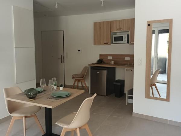 Cosy Diem Cap d'Agde : photo 4 de la chambre studio avec terrasse