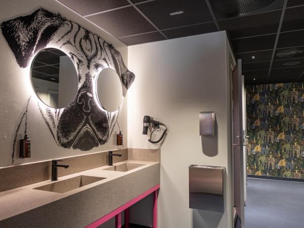 Bunks at Rode : photo 1 de la chambre lit simple en dortoir