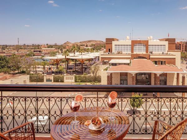 Red Hotel Marrakech : photo 5 de la chambre chambre lits jumeaux - vue sur gare