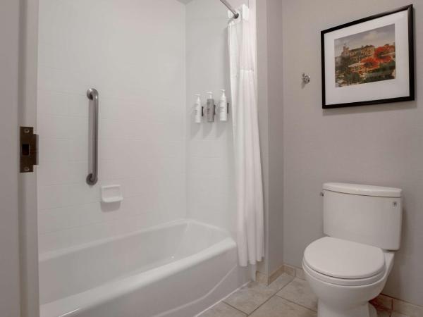 Homewood Suites by Hilton Lackland AFB/SeaWorld, TX : photo 3 de la chambre suite 1 chambre avec 2 lits queen-size - non-fumeurs