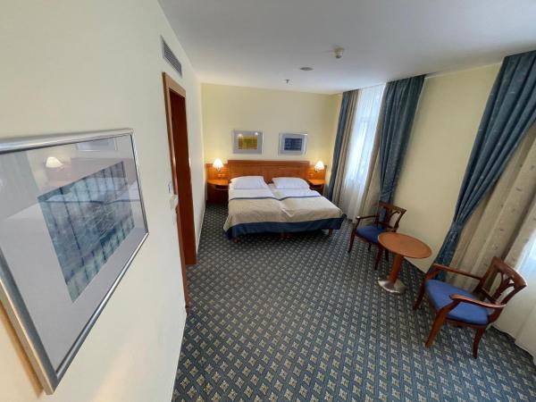 Ramada Prague City Centre : photo 7 de la chambre chambre double affaires