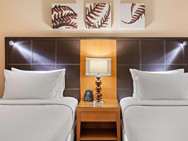 Hilton Dresden an der Frauenkirche : photo 1 de la chambre chambre lits jumeaux deluxe