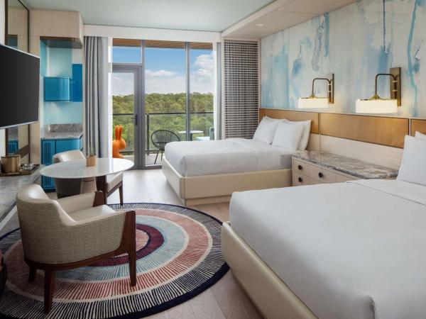 Conrad Orlando : photo 3 de la chambre queen room with two queen beds and balcony - partial nature view