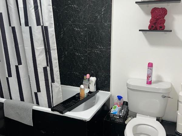 Pretty room in the heart of Edinburgh : photo 6 de la chambre chambre double