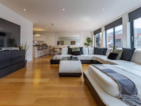 Pass the Keys Executive Penthouse 2 Bed Jewellery Quarter : photo 4 de la chambre maison 2 chambres