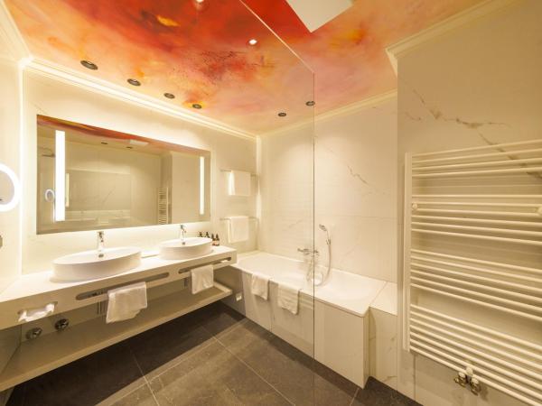 Der Wilhelmshof : photo 3 de la chambre suite junior avec balcon