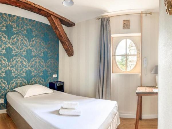 Hôtel De France Et De Guise - 1891 : photo 1 de la chambre chambre simple