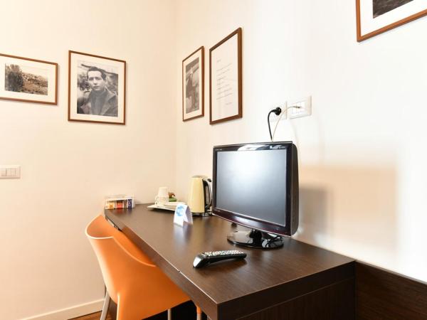 B&B Donna Eleonora : photo 2 de la chambre chambre double