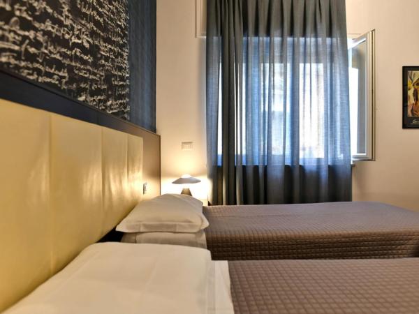 B&B Donna Eleonora : photo 3 de la chambre chambre double ou lits jumeaux