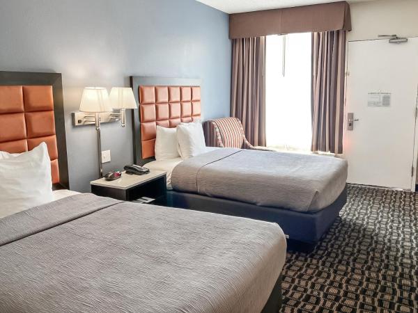 Quality Inn Airport - Cruise Port : photo 2 de la chambre chambre double avec 2 lits doubles - non-fumeurs