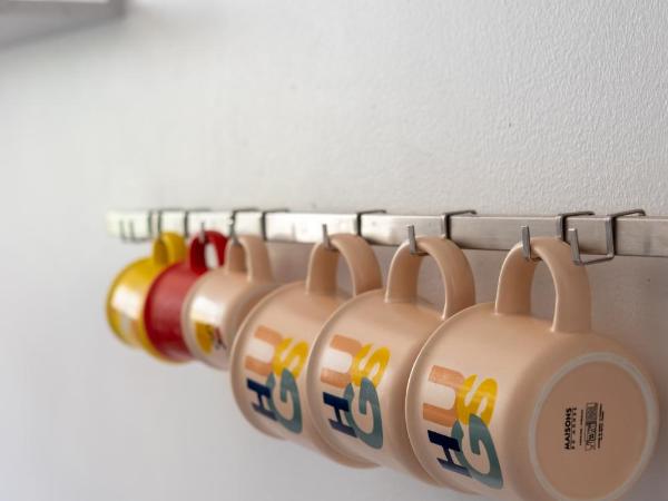 - MINOR SWING appartement- Casa Monica maison d'hôte : photo 2 de la chambre chambre lit queen-size - vue sur jardin