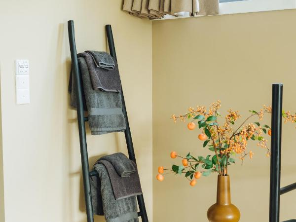 Sfeervol luxe appartement vlakbij Haarlem Centrum en Amsterdam - gratis parkeren : photo 4 de la chambre chambre double avec salle de bains privative