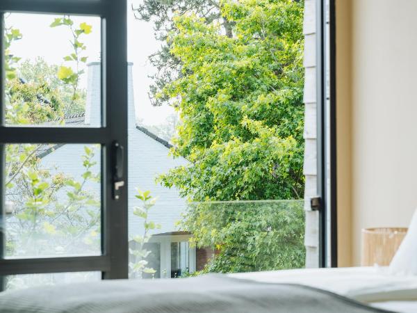 Sfeervol luxe appartement vlakbij Haarlem Centrum en Amsterdam - gratis parkeren : photo 5 de la chambre chambre double avec salle de bains privative