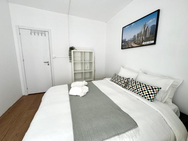 Lar do Tejo : photo 6 de la chambre chambre double avec toilettes communes