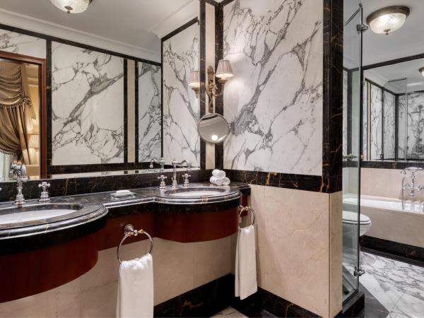 Hotel Grande Bretagne, a Luxury Collection Hotel, Athens : photo 3 de la chambre grande suite acropole 1 chambre avec 1 lit king-size - vue sur ville
