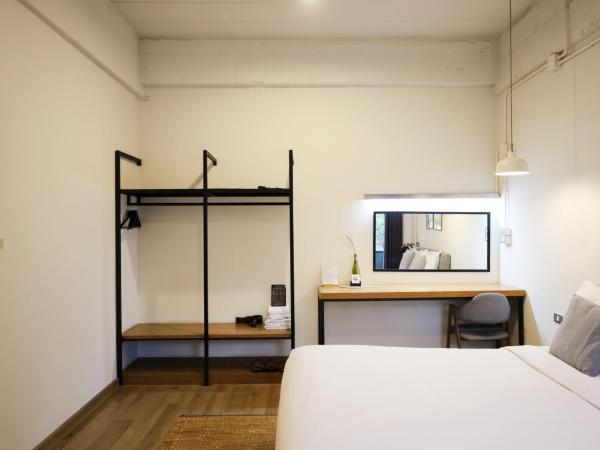 The51Hometel : photo 2 de la chambre suite familiale