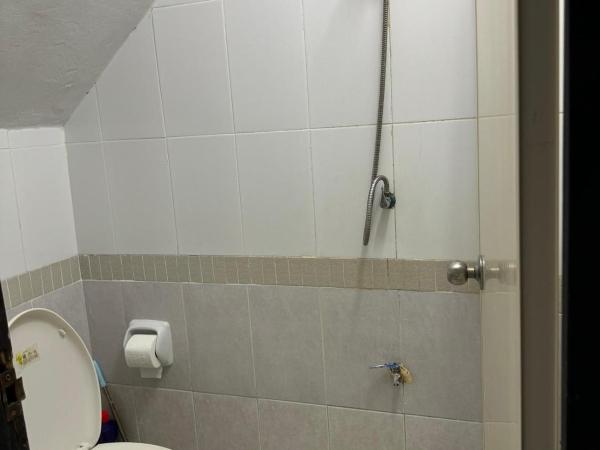 JS786 Hostel : photo 9 de la chambre dortoir mixte