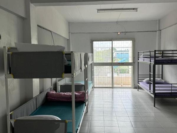 JS786 Hostel : photo 2 de la chambre dortoir mixte