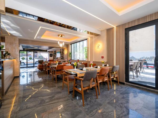 Otel Carpediem Gold Kuşadası : photo 1 de la chambre chambre double