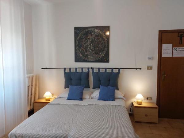 Antonia's Guest House : photo 1 de la chambre chambre lits jumeaux