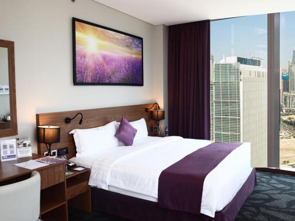 Park Regis Business Bay : photo 10 de la chambre chambre de luxe - vue sur burj khalifa 
