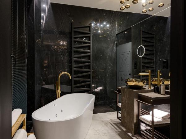 Art Suites Luxury Hotel : photo 1 de la chambre grande suite avec jacuzzi