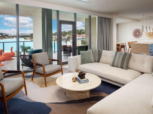 Conrad Orlando : photo 3 de la chambre conrad one-bedroom king suite with lagoon view