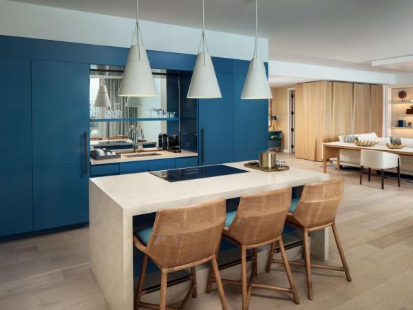 Conrad Orlando : photo 6 de la chambre conrad one-bedroom king suite with lagoon view