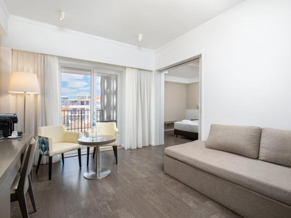 AP Eva Senses : photo 3 de la chambre suite - vue sur ville