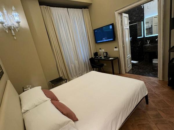 Delle Nazioni Milan Hotel : photo 6 de la chambre chambre lit king-size de luxe - annexe