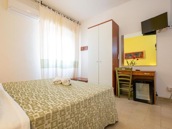 Hotel Il Gabbiano : photo 5 de la chambre chambre double ou lits jumeaux avec douche