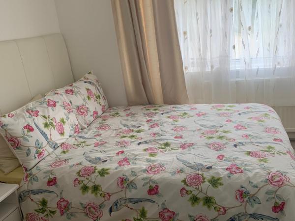 Ronkee Double Room near OVO Wembley Stadium : photo 3 de la chambre chambre double - vue sur jardin